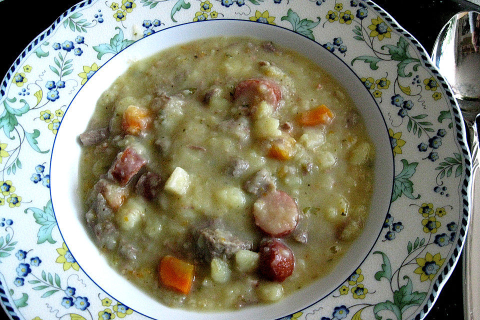 Einfache Kartoffelsuppe