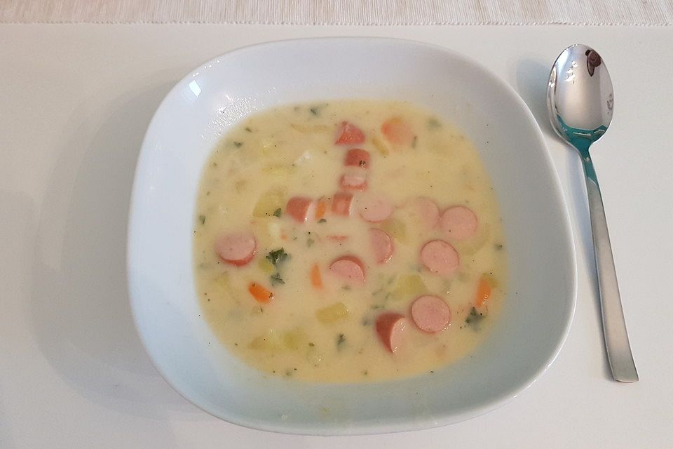 Einfache Kartoffelsuppe