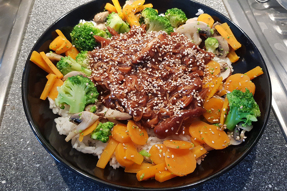 Hähnchen Teriyaki auf Reis