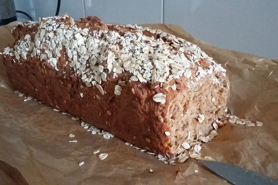 Kerniges Vollkorn-Quark-Brot