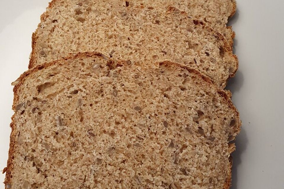 Kerniges Vollkorn-Quark-Brot