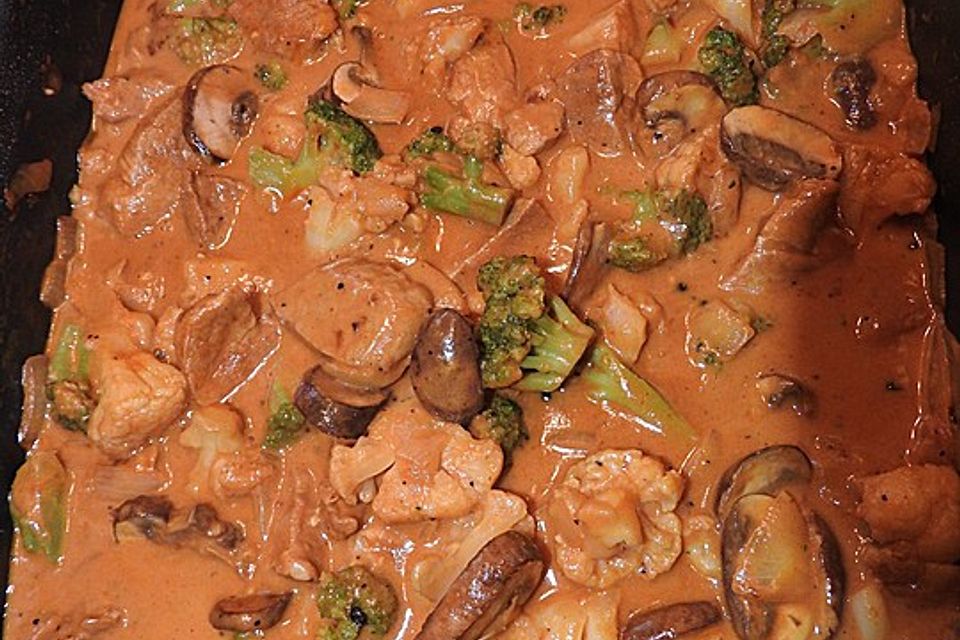 Curry-Gemüsepfanne mit Schweinefilet