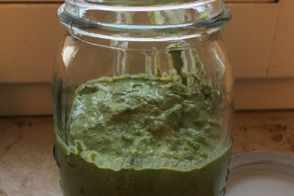 Veganes Bärlauchpesto