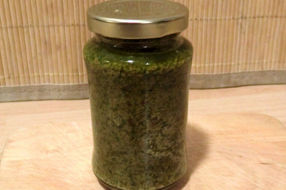 Veganes Bärlauchpesto