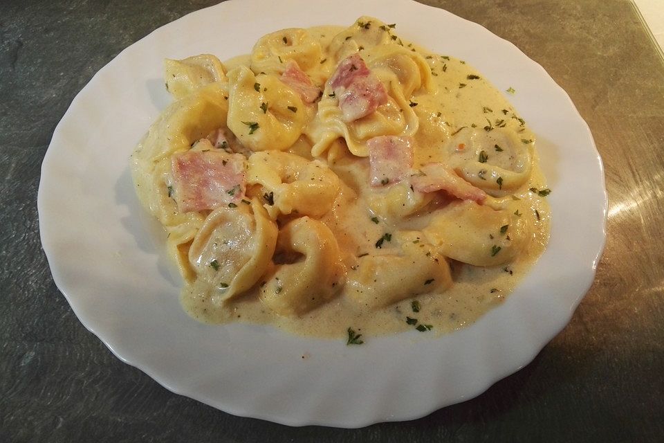 Tortellini mit Crème fraîche