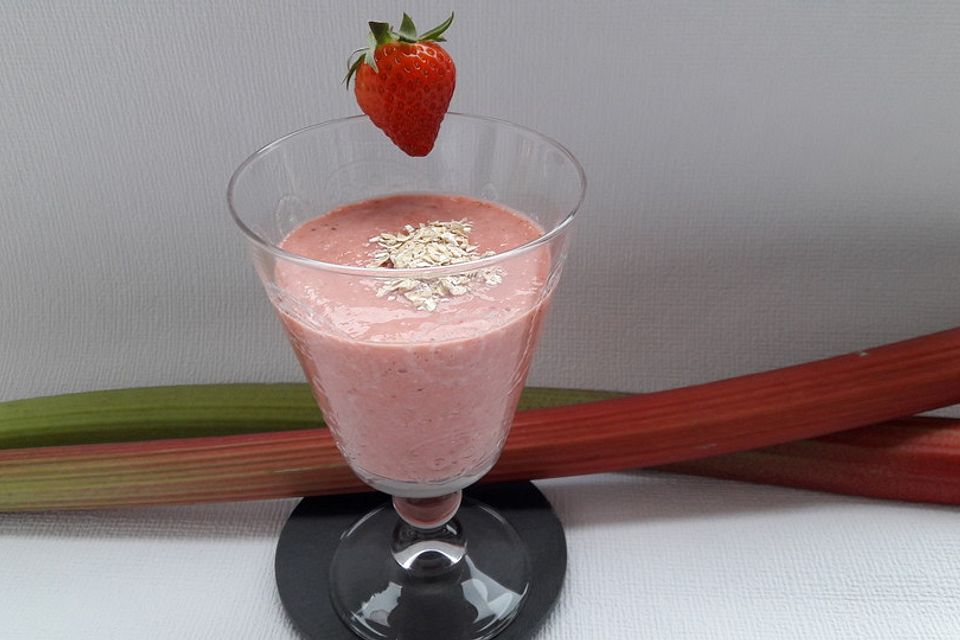 Rhabarber-Erdbeer-Smoothie