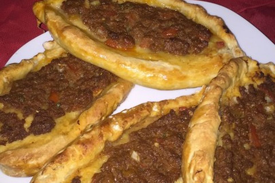 Kiymali Pide