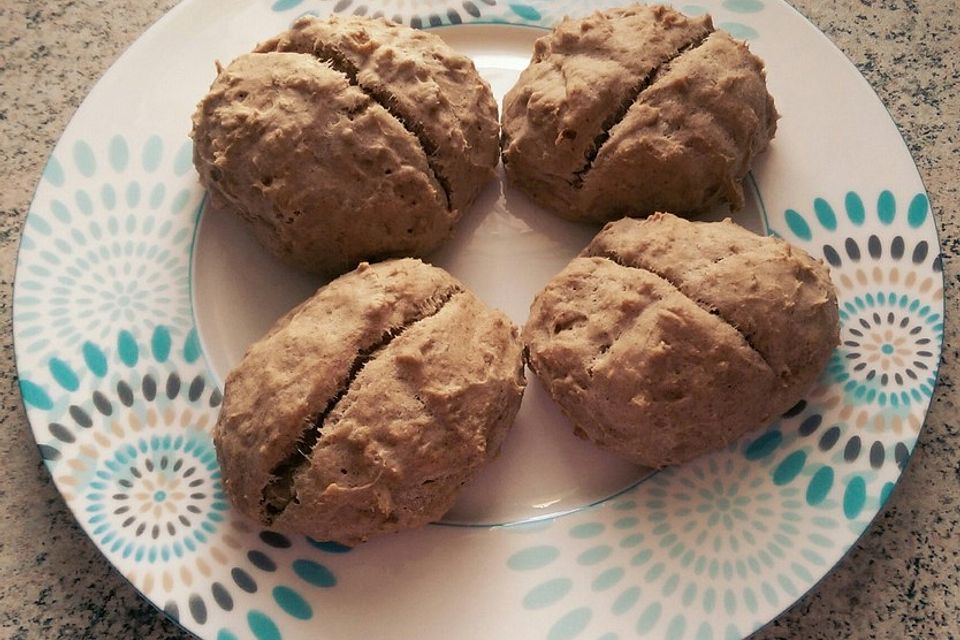 Glutenfreie und hefefreie Brötchen