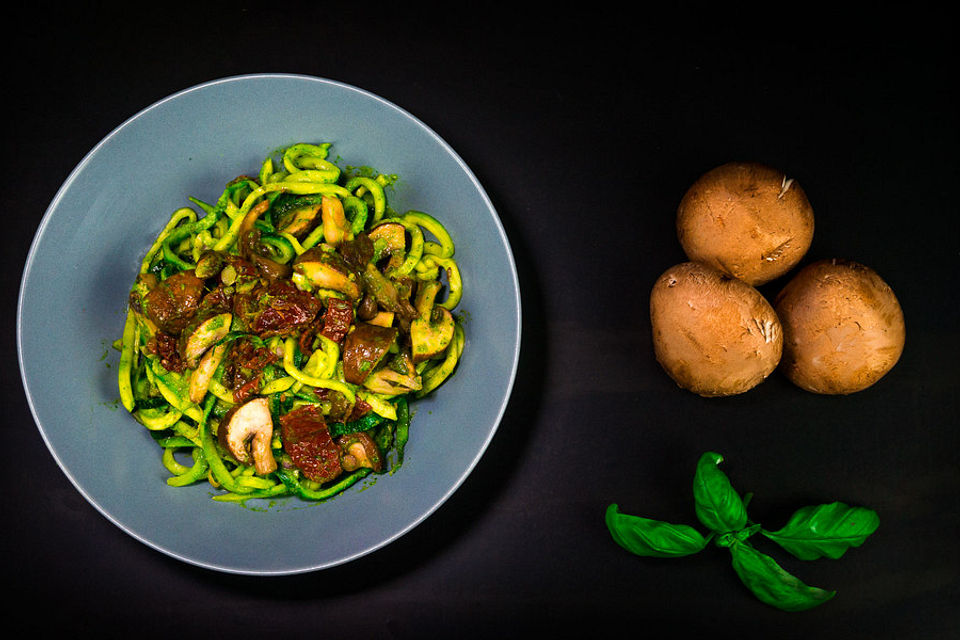 Zucchini-Pilz-Salat