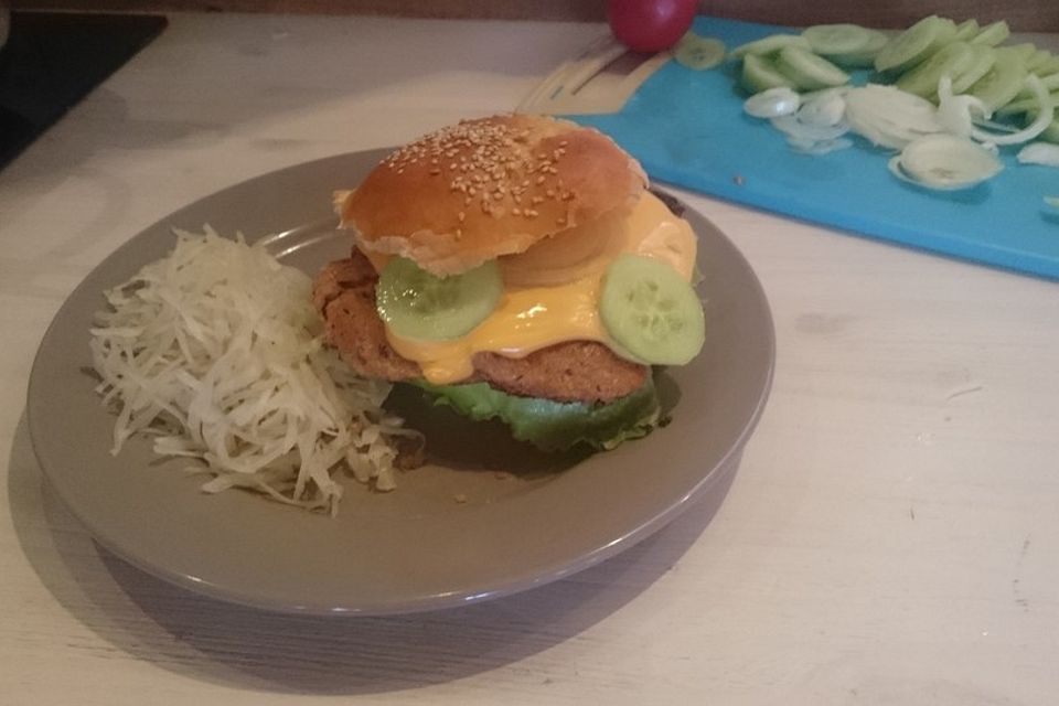 Vegetarischer Quinoa-Kidneybohnen-Burger