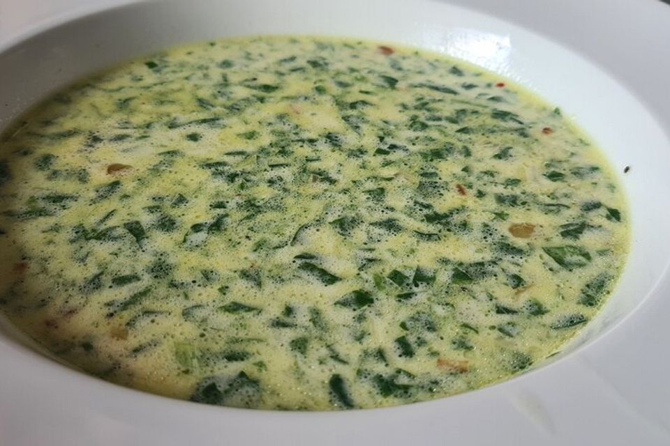 Bärlauch-Käse-Suppe