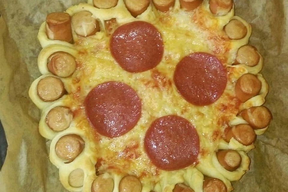 Hot Dog Pizza