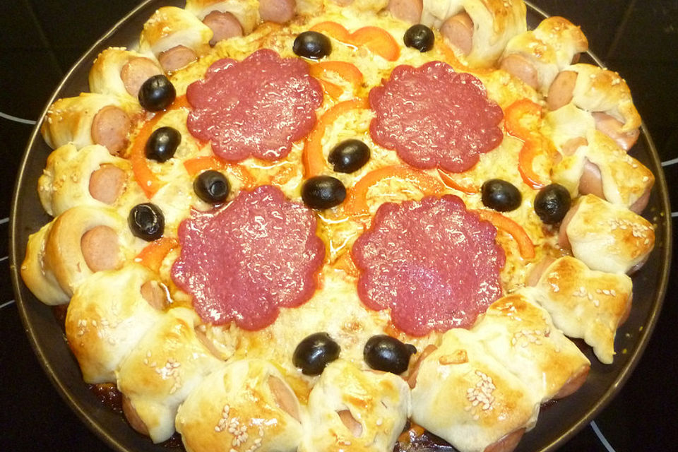 Hot Dog Pizza