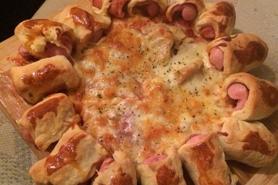 Hot Dog Pizza