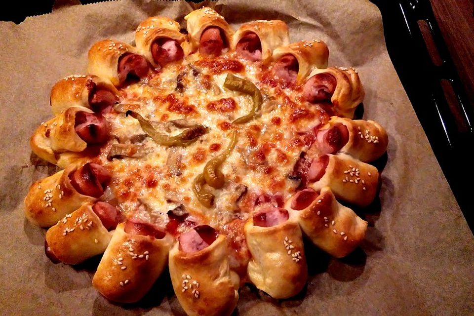 Hot Dog Pizza