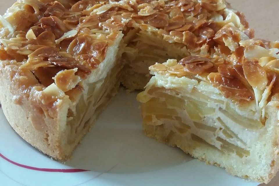 Apfel-Bienenstich-Kuchen