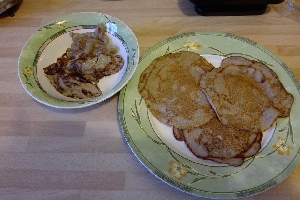 Kokosmilch-Bananen-Pfannkuchen