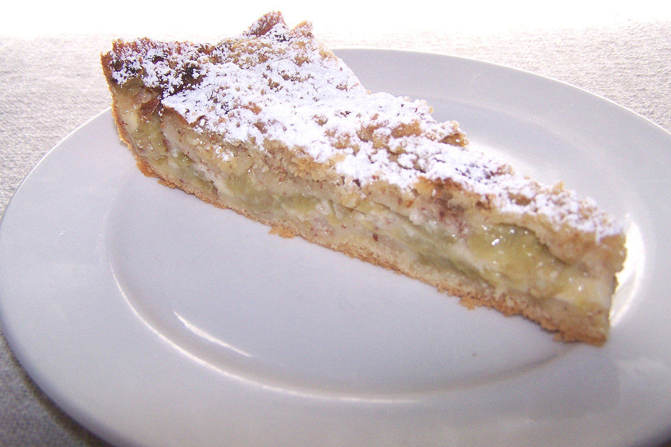 Oma Monis Rhabarberkuchen