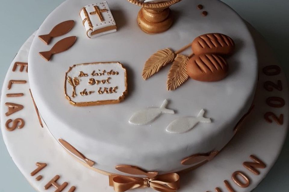 Fondanttorte mit Orangencreme