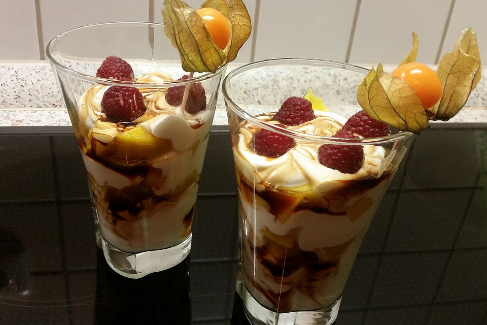 Himbeer-Mango-Quarkspeise