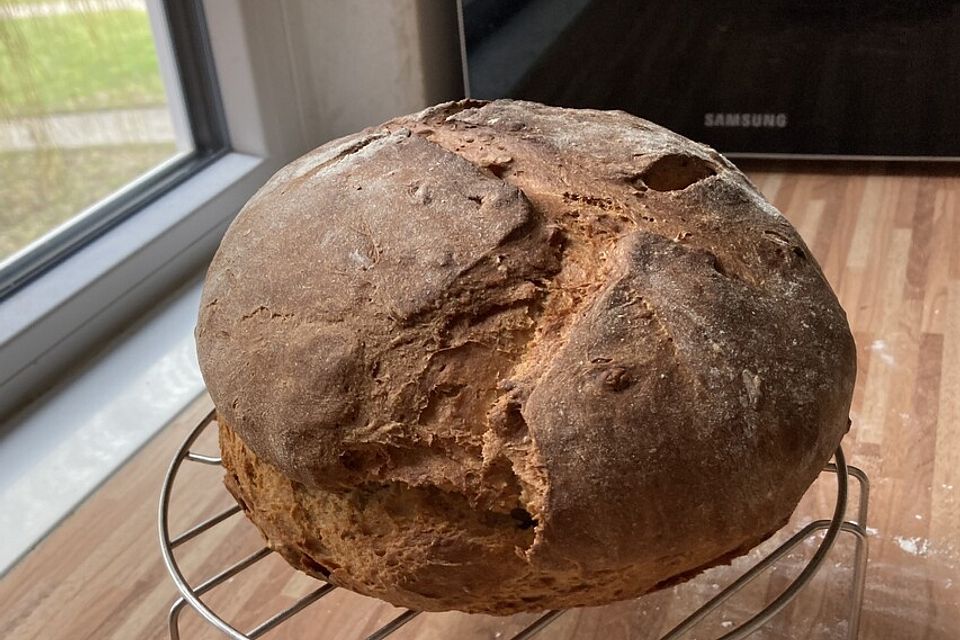 Rustikales Bauernbrot