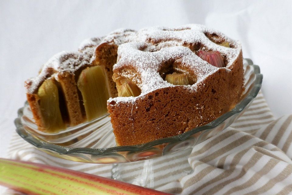 Versunkener Rhabarberkuchen