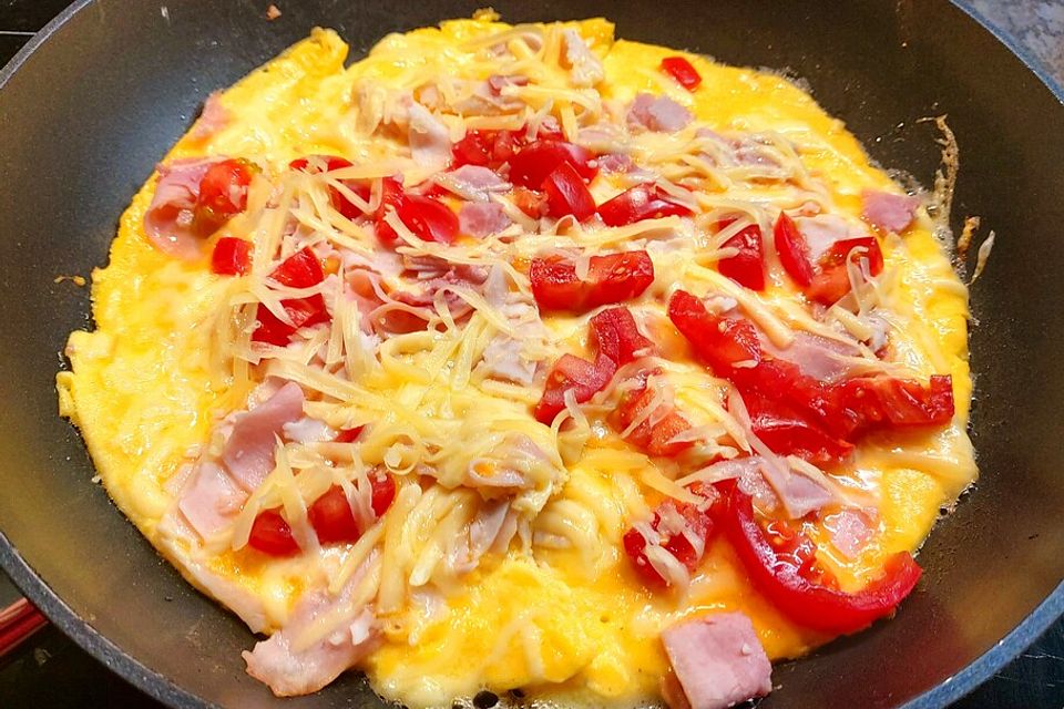 Tomaten-Schinken-Omelette