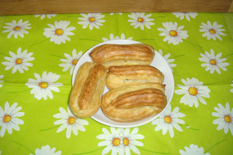 Eclairs