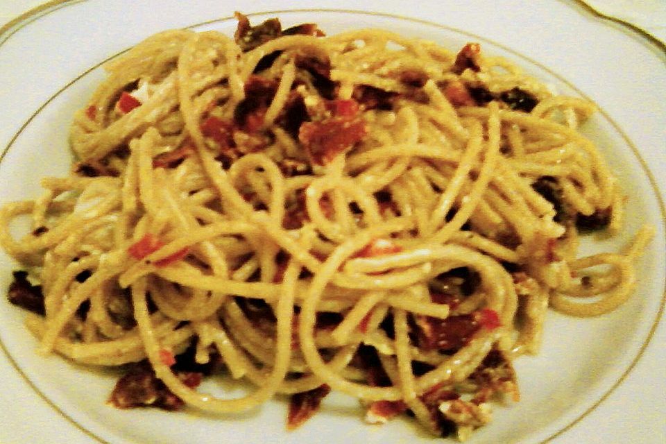 Spaghetti mit Ziegenkäse