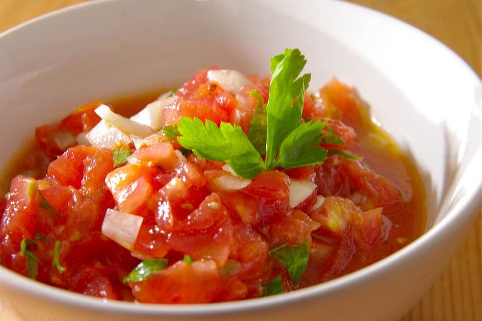 Frische Tomatensalsa