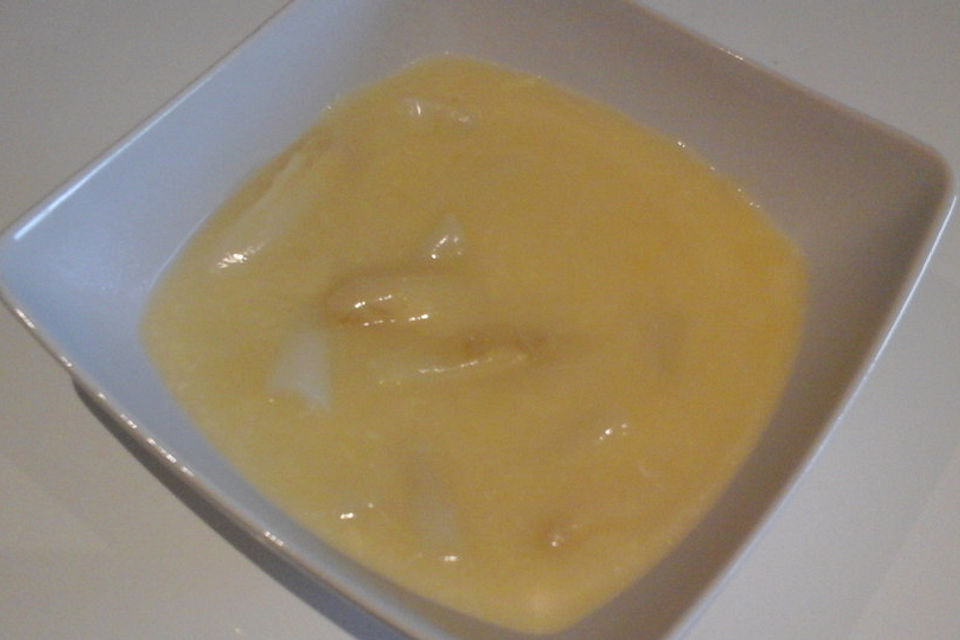 Kays Spargelcremesuppe aus Spargelschalen