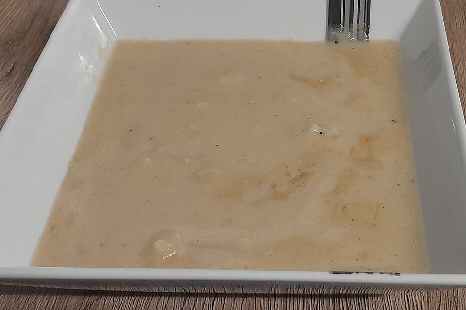 Kays Spargelcremesuppe aus Spargelschalen