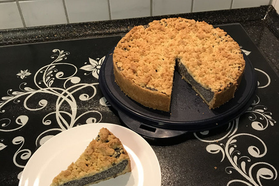 Schneller Mohnkuchen mit Streuseln