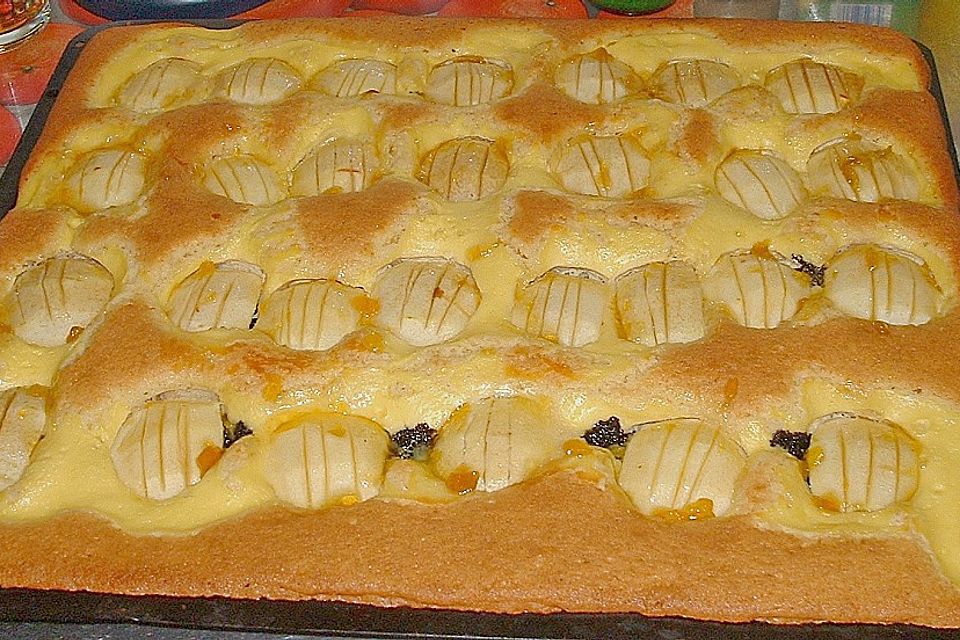 Apfel - Mohn - Marzipan Blechkuchen