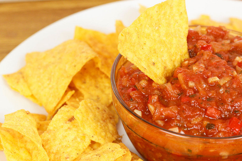 Scharfer Salsa Dip