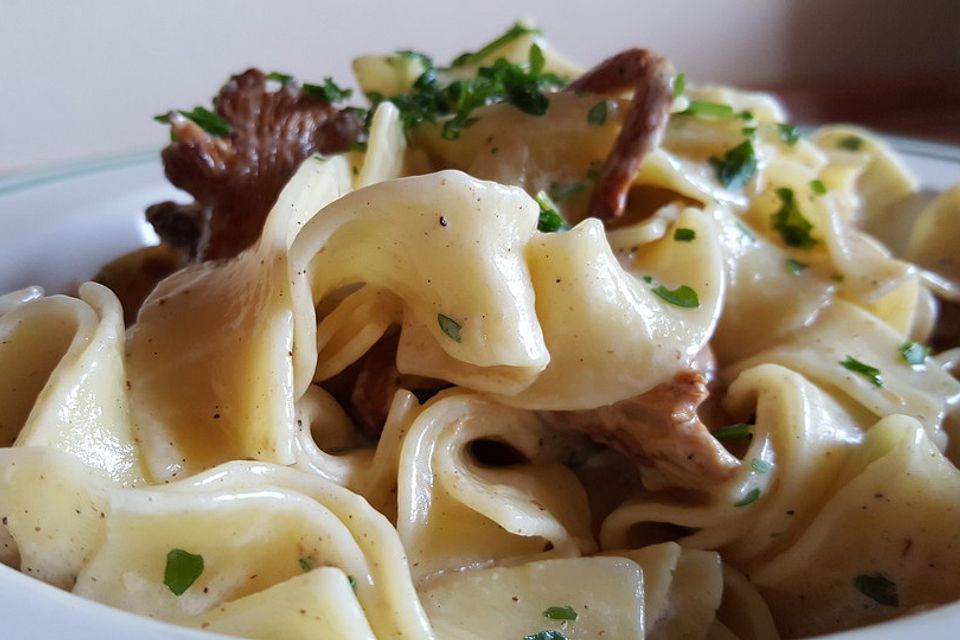 Pasta mit frischen Pfifferlingen