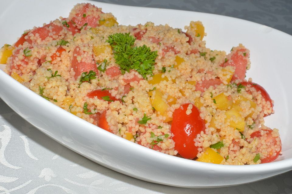 Fruchtiger Couscous-Melonen-Salat