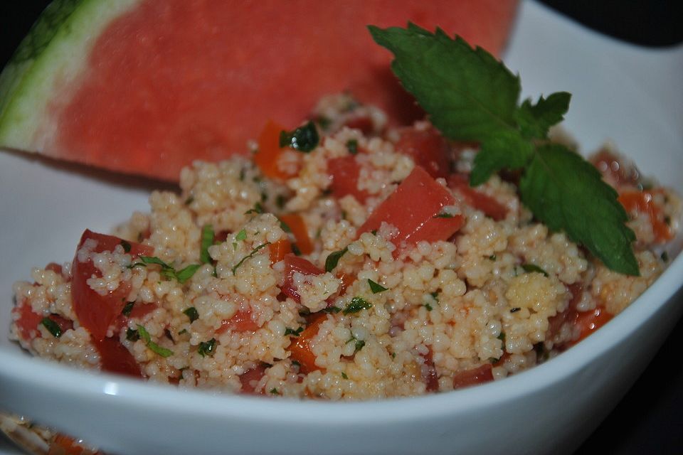 Fruchtiger Couscous-Melonen-Salat