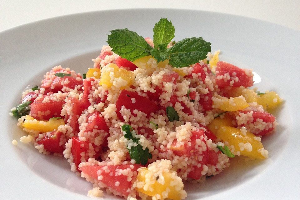 Fruchtiger Couscous-Melonen-Salat