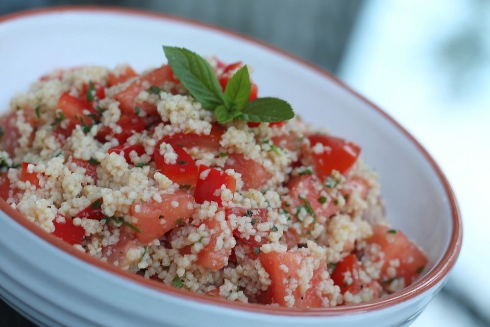 Fruchtiger Couscous-Melonen-Salat