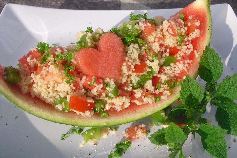 Fruchtiger Couscous-Melonen-Salat