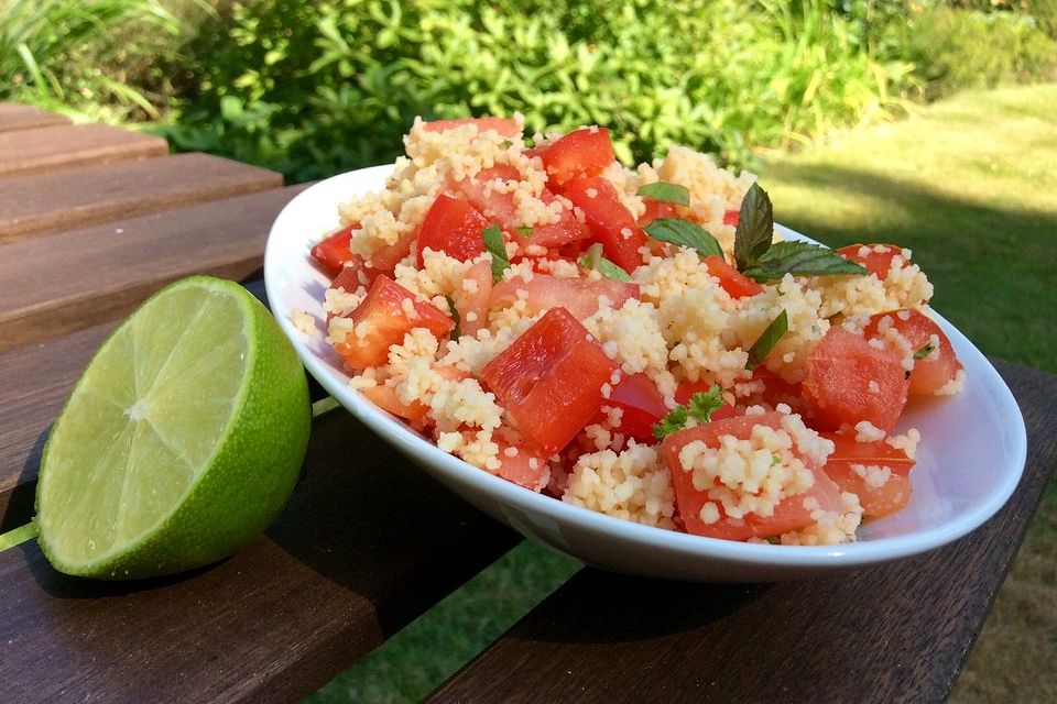 Fruchtiger Couscous-Melonen-Salat