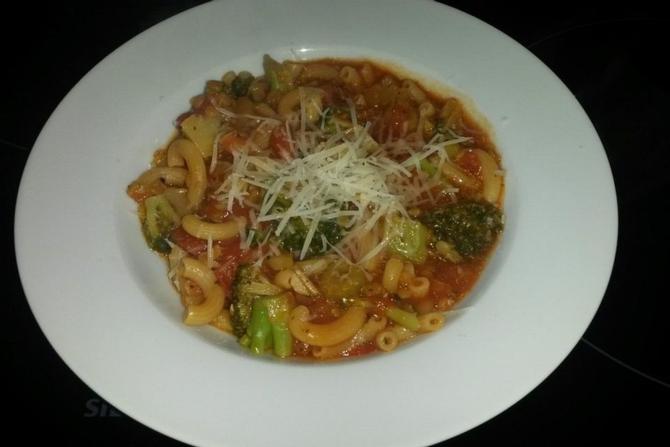 Schnelle Minestrone