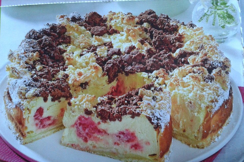 Himbeer-Käse-Streuselkuchen