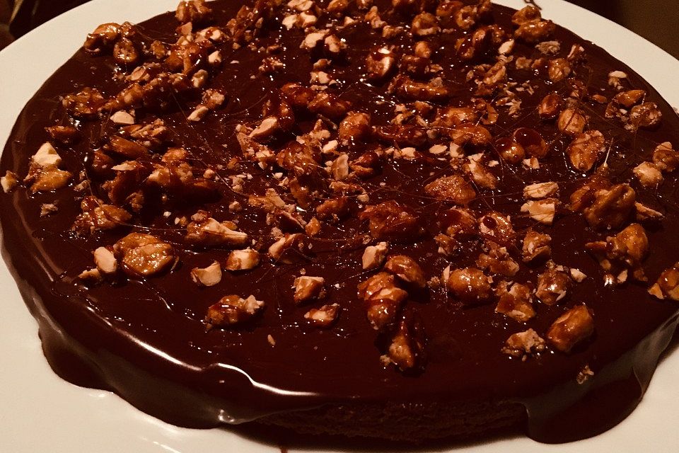 Veganer Snickers Kuchen