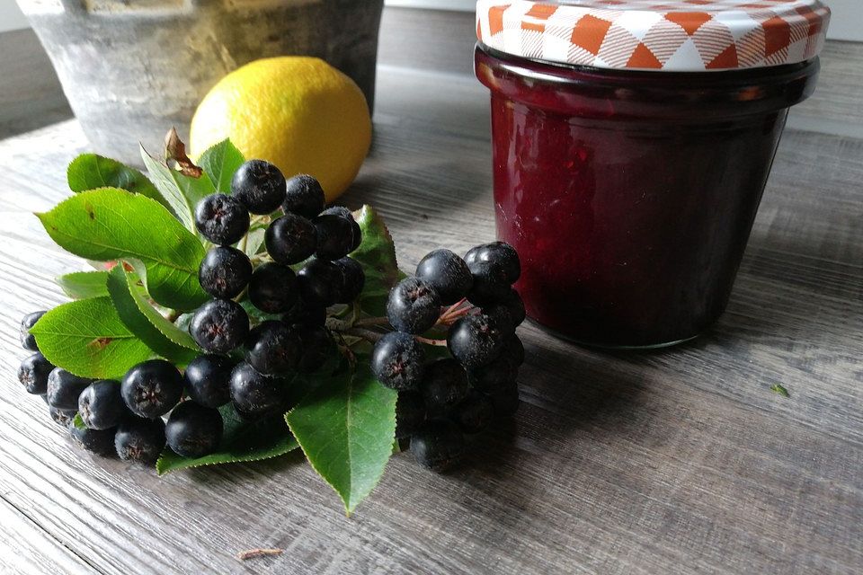 Aronia-Nektarinen-Konfitüre