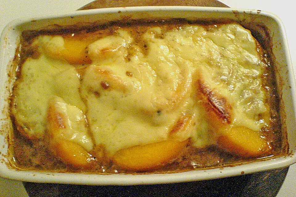 Pfirsich - Gratin mit Schweinefilet