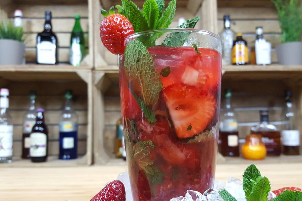 Granatapfel Erdbeer Mojito