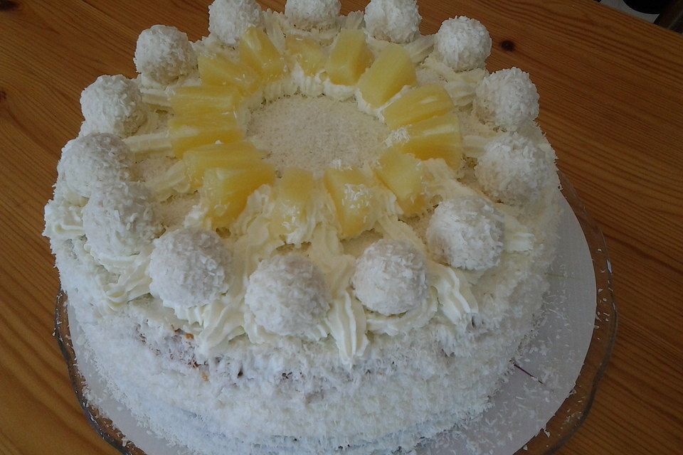 Ananas-Kokos-Torte