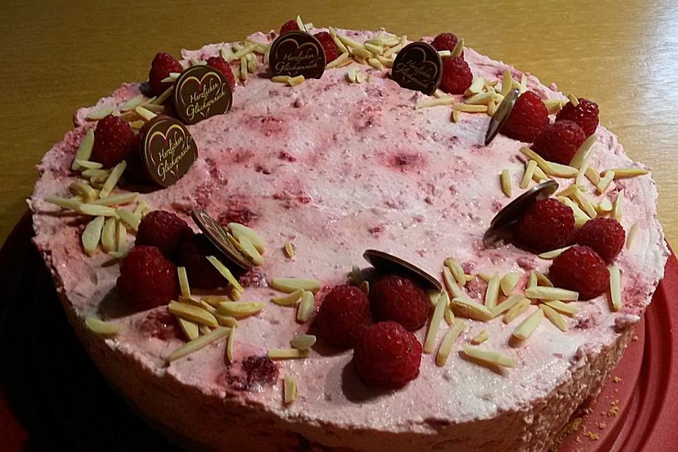 Himbeer Sahne Torte